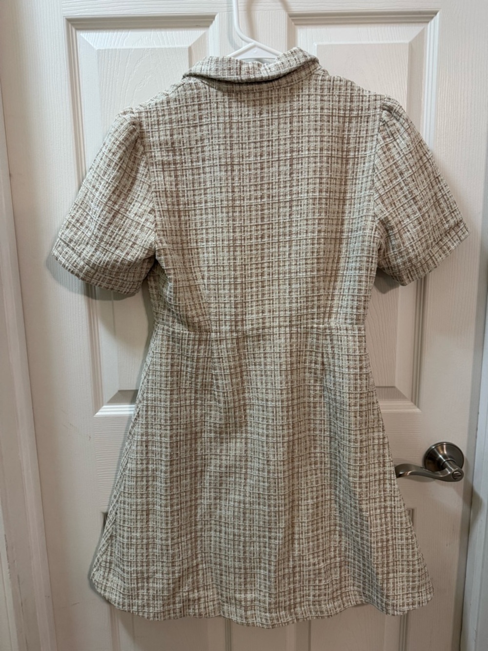 Pomelo Pocket Detailed Mini Dress - Beige
Size small - Picture 13 of 13